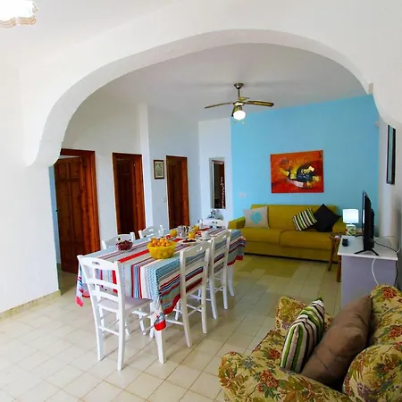 Holiday home Villetta Mare Torre Vado